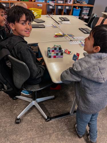 UNO-gjengen i full gang. 